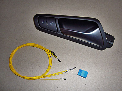 Zentralverriegelungsschalter an Beifahrert&uuml;r angebracht