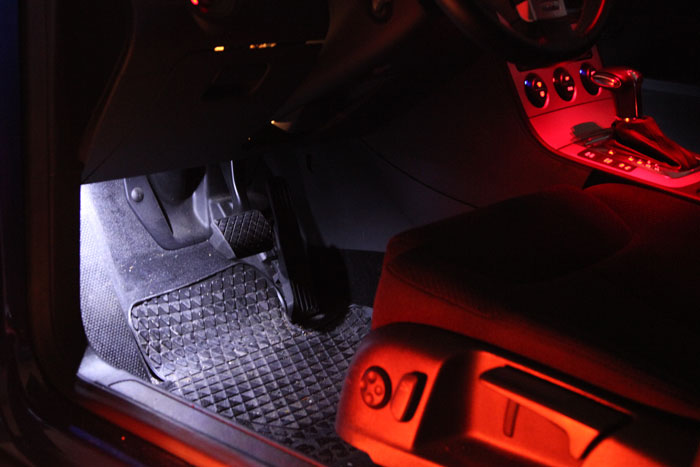 Fußraumbeleuchtung Fahrerseite