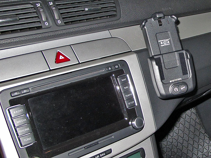 iPhone Ladeschale an der Telefonvorbereitung