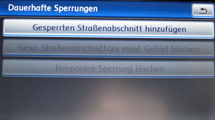 Man kann nun Stra&szlig;enabschnitte sperren lassen, z. B wenn dort st&auml;ndig Staus sind. Man kann nur sperren, wenn eine Navigation aktiv ist.