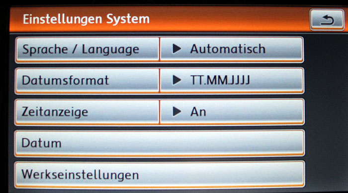 Einschalten der Zeitanzeige bei ausgeschaltetem Bildschirm